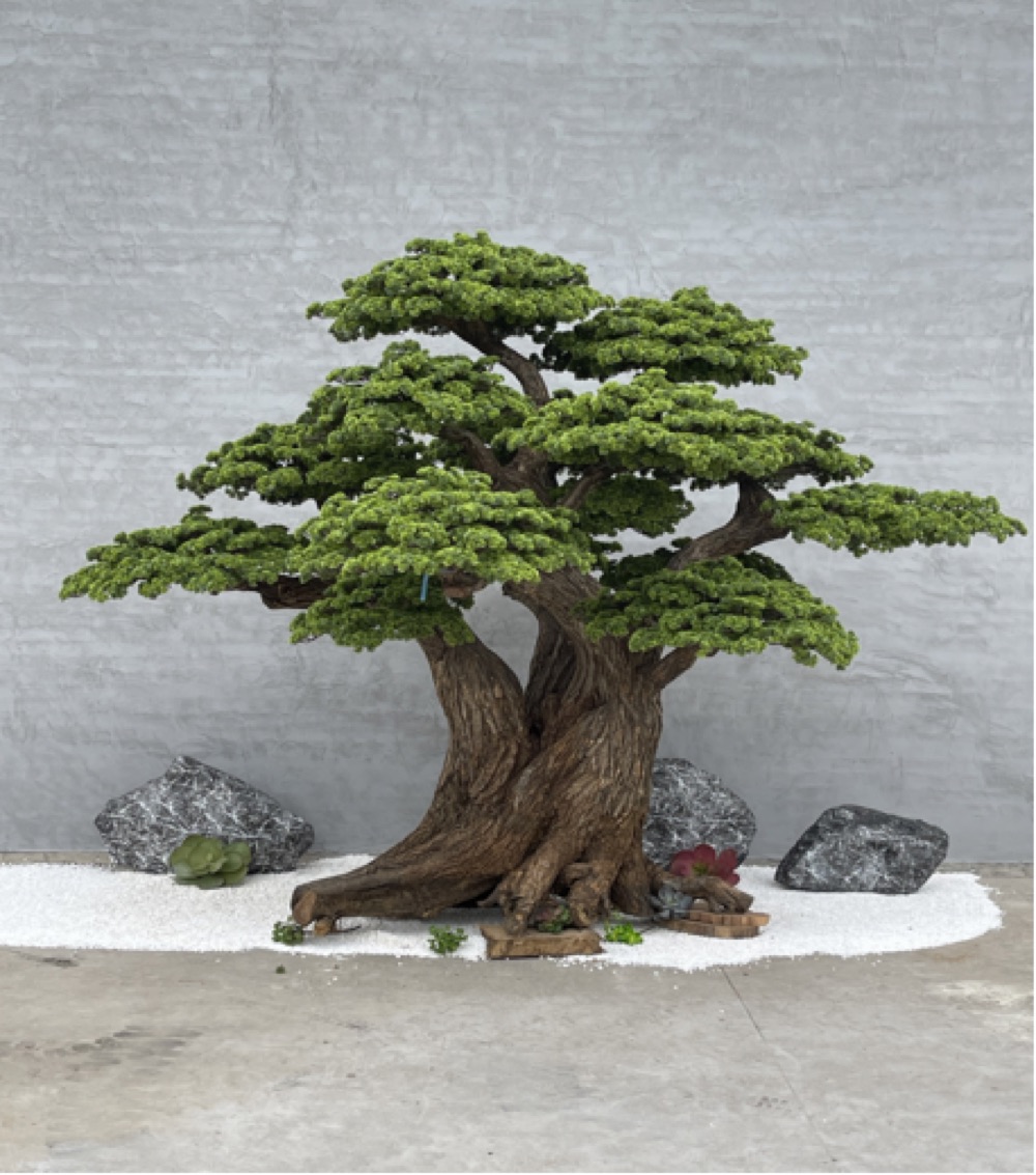 Artificial green landscape tree